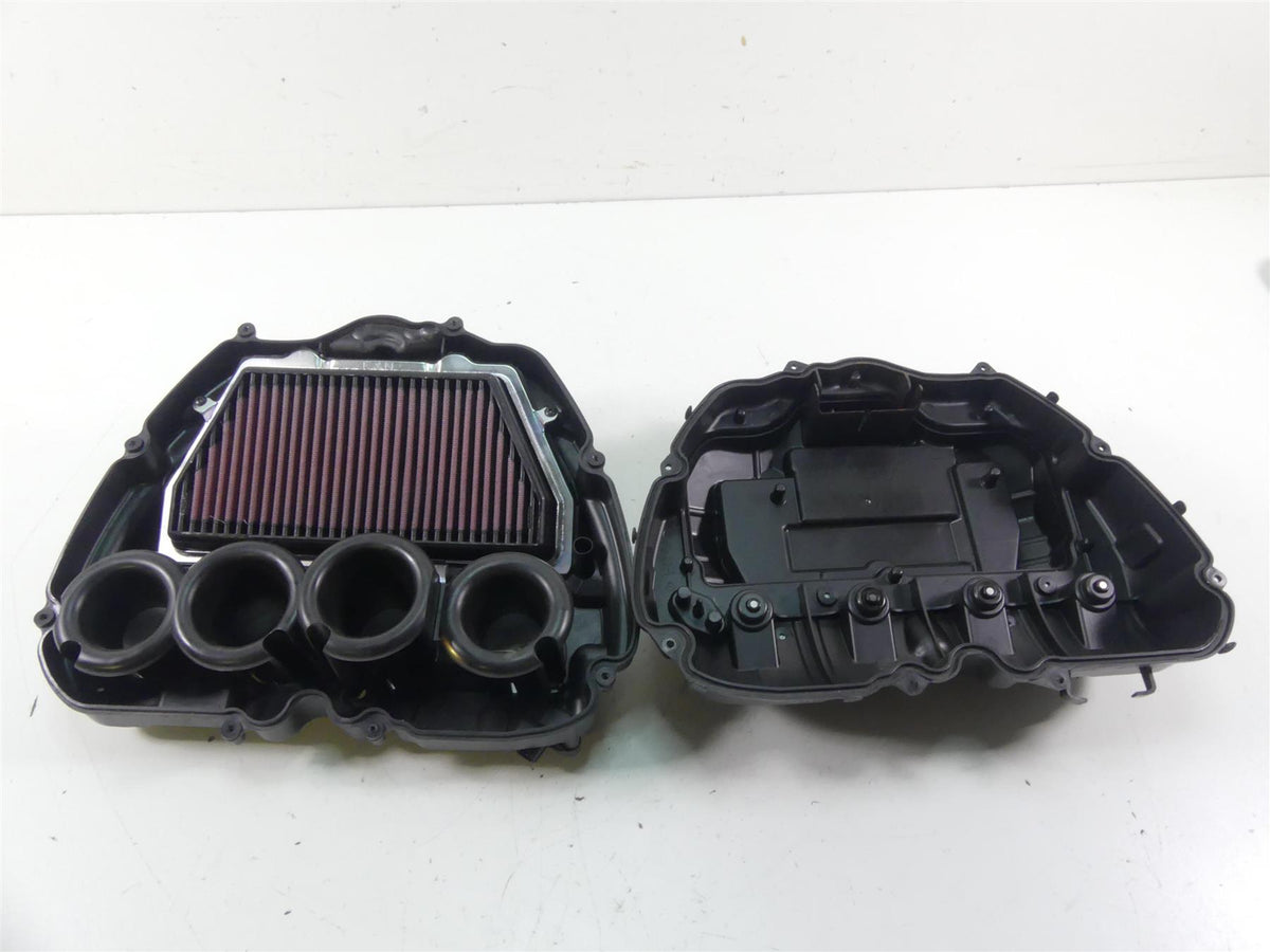 2015 Honda CBR1000 RR SC59 Air Box Cleaner Breather & Injectors 17220-MFL-000 {{ shop.shopifyCountryName }} - Mototech271