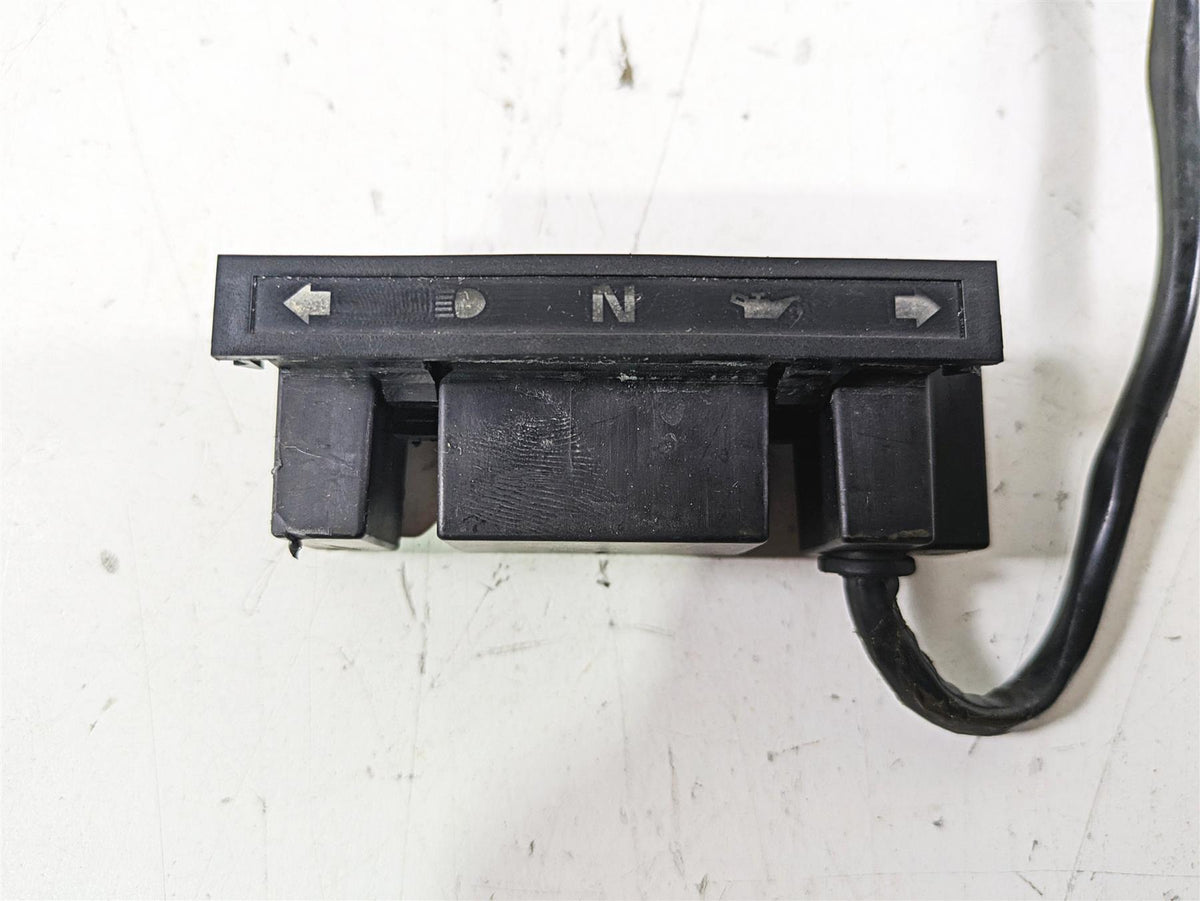2002 Harley FLSTC Softail Heritage Instrument Indicator Lights 68113-99C {{ shop.shopifyCountryName }} - Mototech271