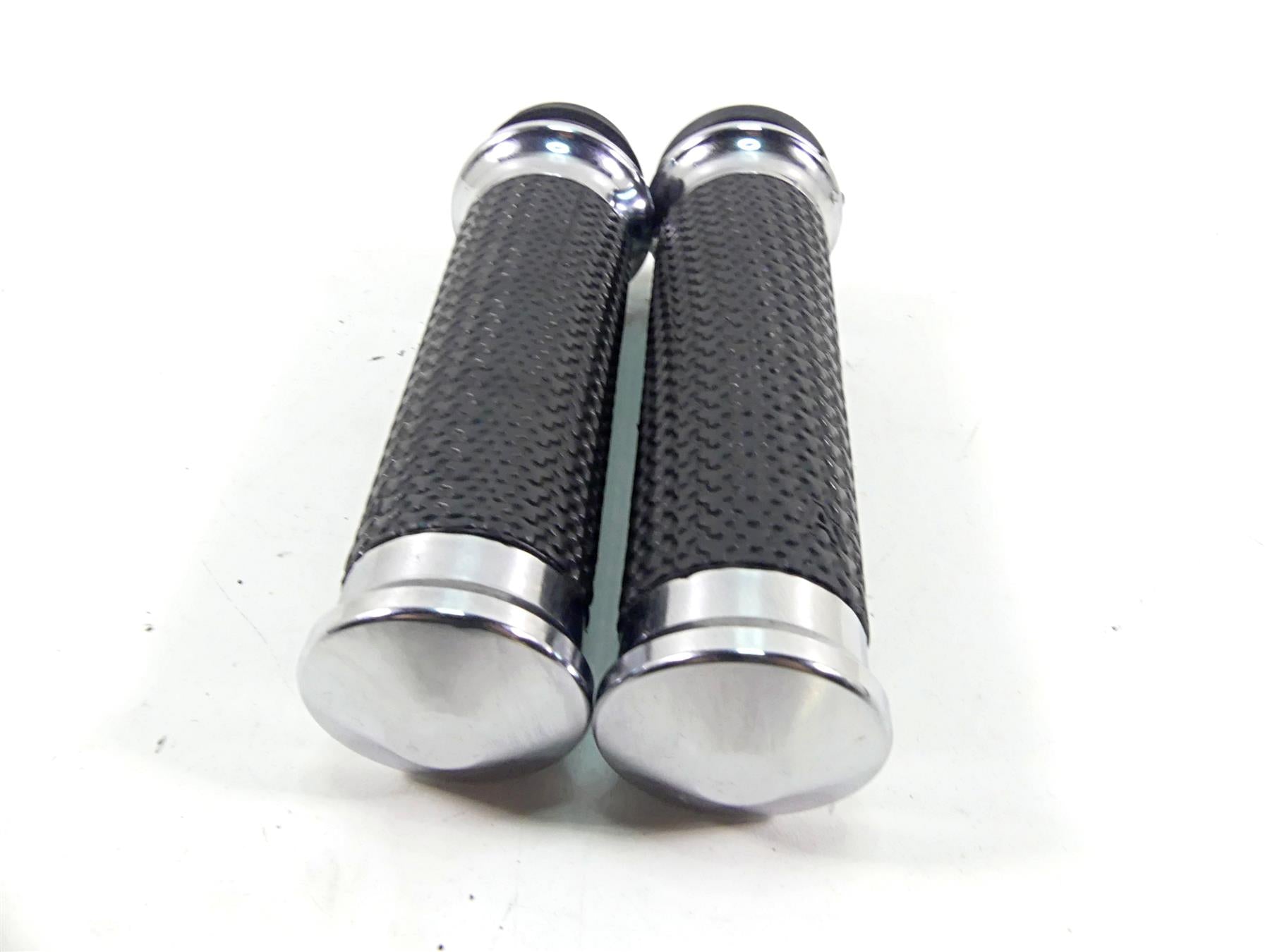 2016 Harley Softail FLS Slim Left Right Avon Hand Grip Set {{ shop.shopifyCountryName }} - Mototech271