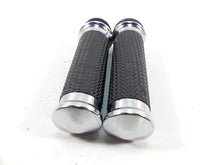 Load image into Gallery viewer, 2016 Harley Softail FLS Slim Left Right Avon Hand Grip Set
