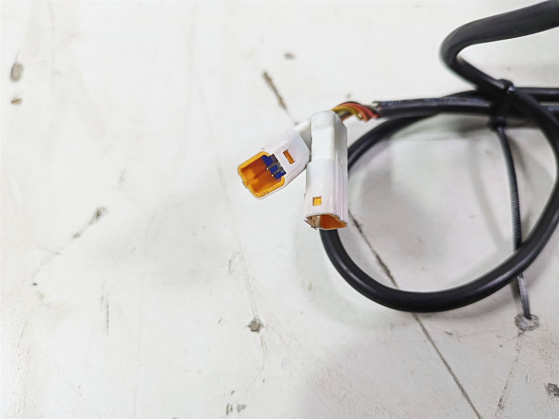 2022 KTM 1290 Super Adventure S Right Hand Control Switch 61711074100 61711074200 {{ shop.shopifyCountryName }} - Mototech271