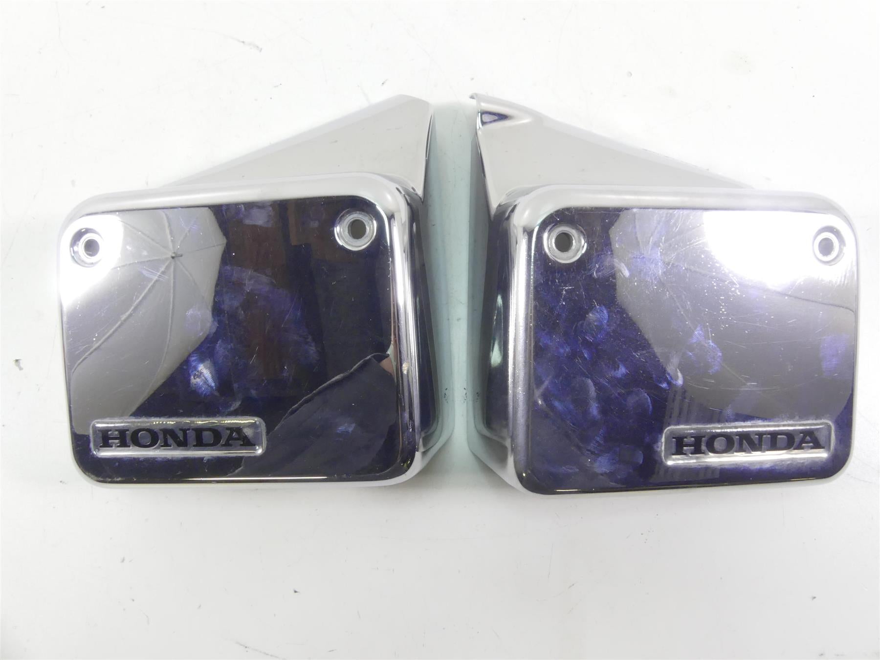 2003 Honda VT750 DC Shadow Spirit Side Chrome Cover Set - Read 83500-MCL-0000 {{ shop.shopifyCountryName }} - Mototech271