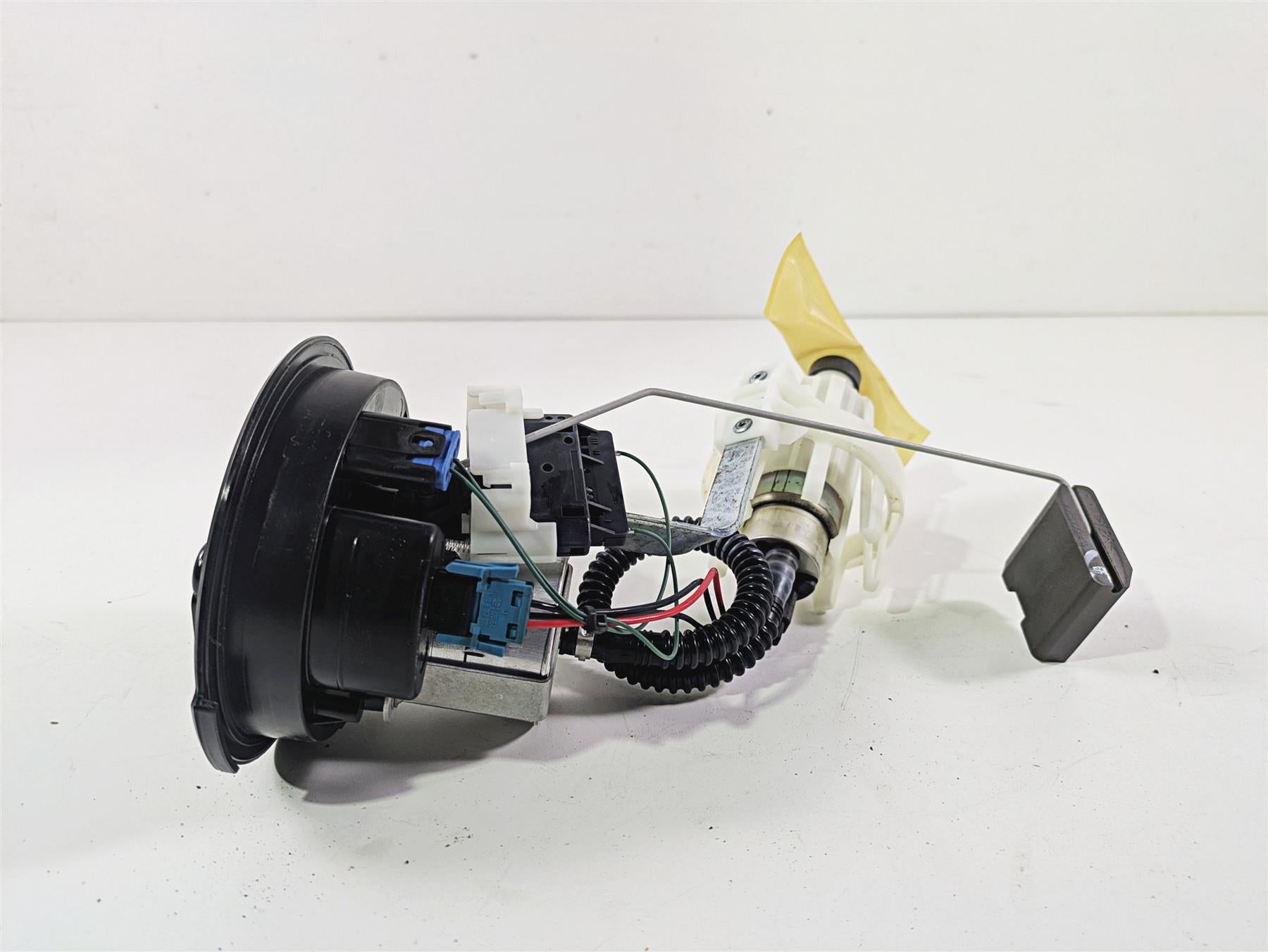 2016 BMW R1200RT K52 Fuel Gas Petrol Pump 16148532133 16148357969 {{ shop.shopifyCountryName }} - Mototech271