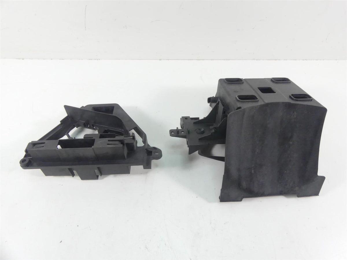 2014 Harley Touring FLHXS Street Glide Sp Electrical Plastic Holder Set 66000010 {{ shop.shopifyCountryName }} - Mototech271