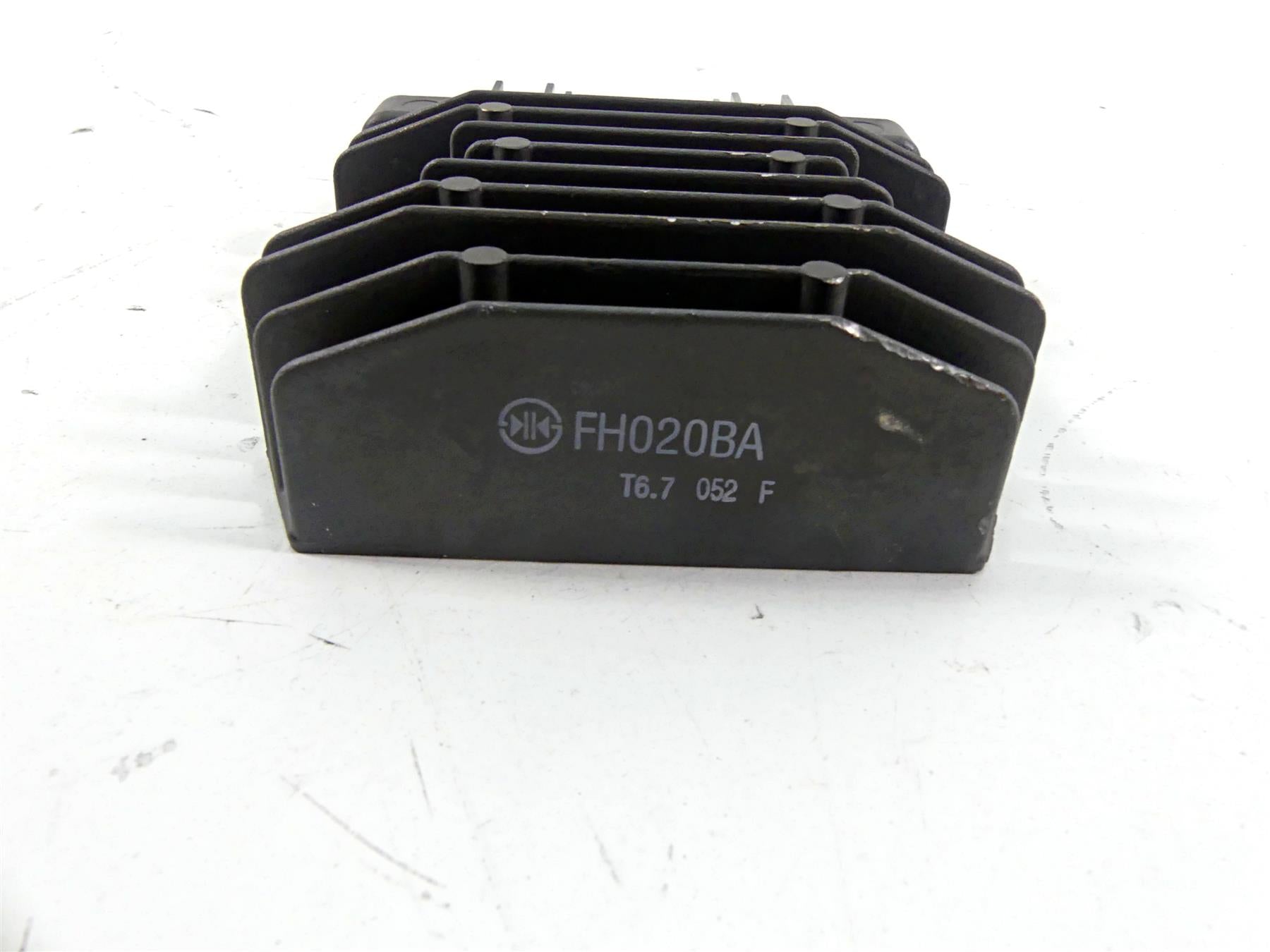 2017 Kawasaki ZX1400 ZX14R Ninja Rectifier Voltage Regulator FH020BA 21066-0744 {{ shop.shopifyCountryName }} - Mototech271