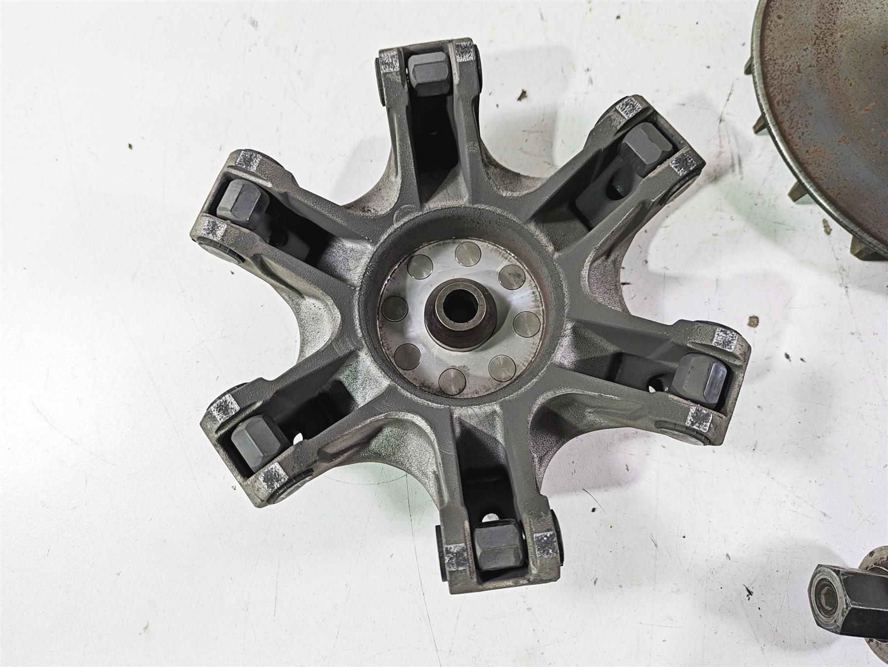 2018 Can Am Commander 1000R XT Primary Drive Clutch Kit 420248608 420280577 {{ shop.shopifyCountryName }} - Mototech271