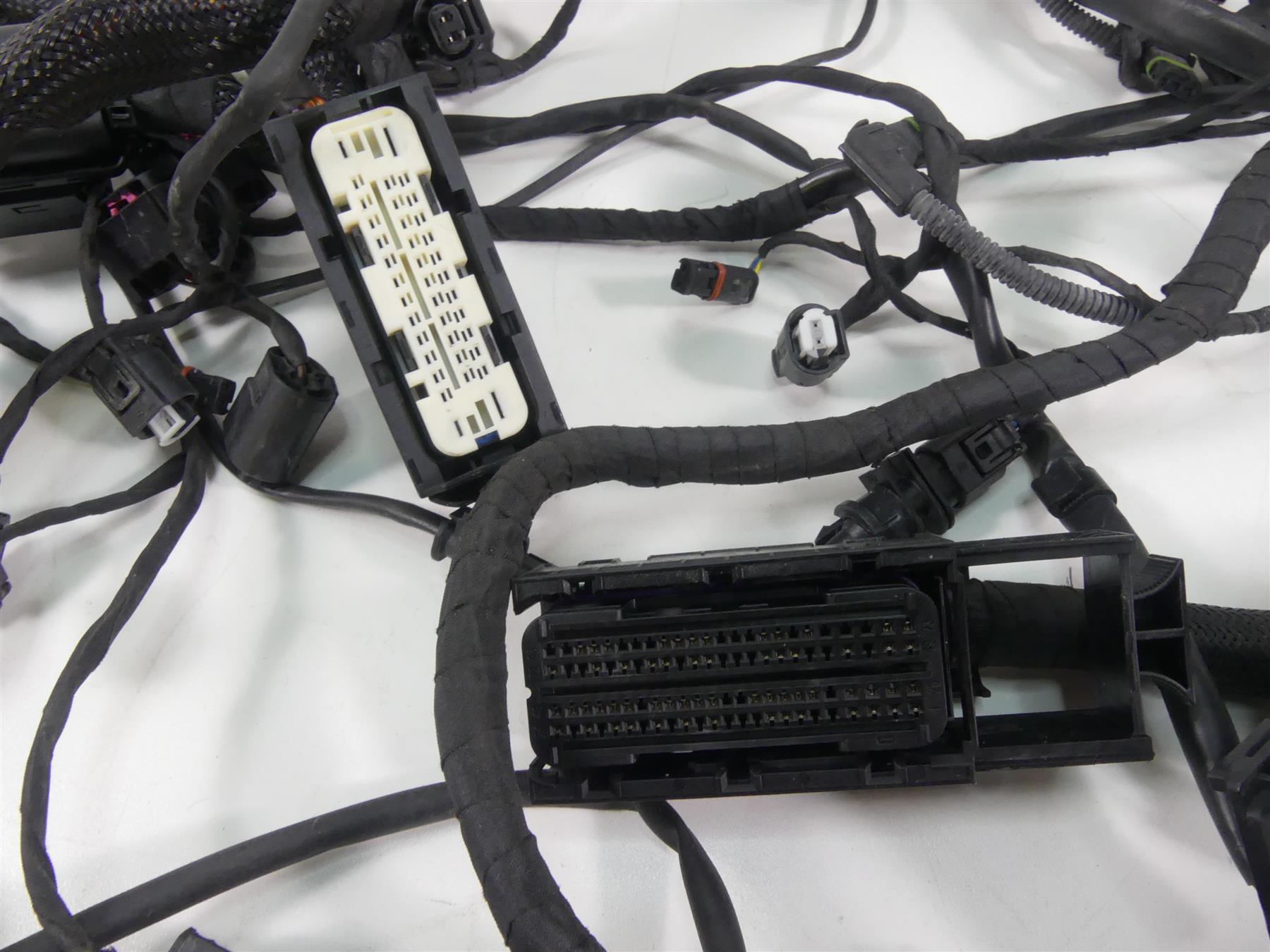 2014 BMW K1600 GTL K48 Wiring Harness & Engine Harness Abs Esa 61118528413 {{ shop.shopifyCountryName }} - Mototech271