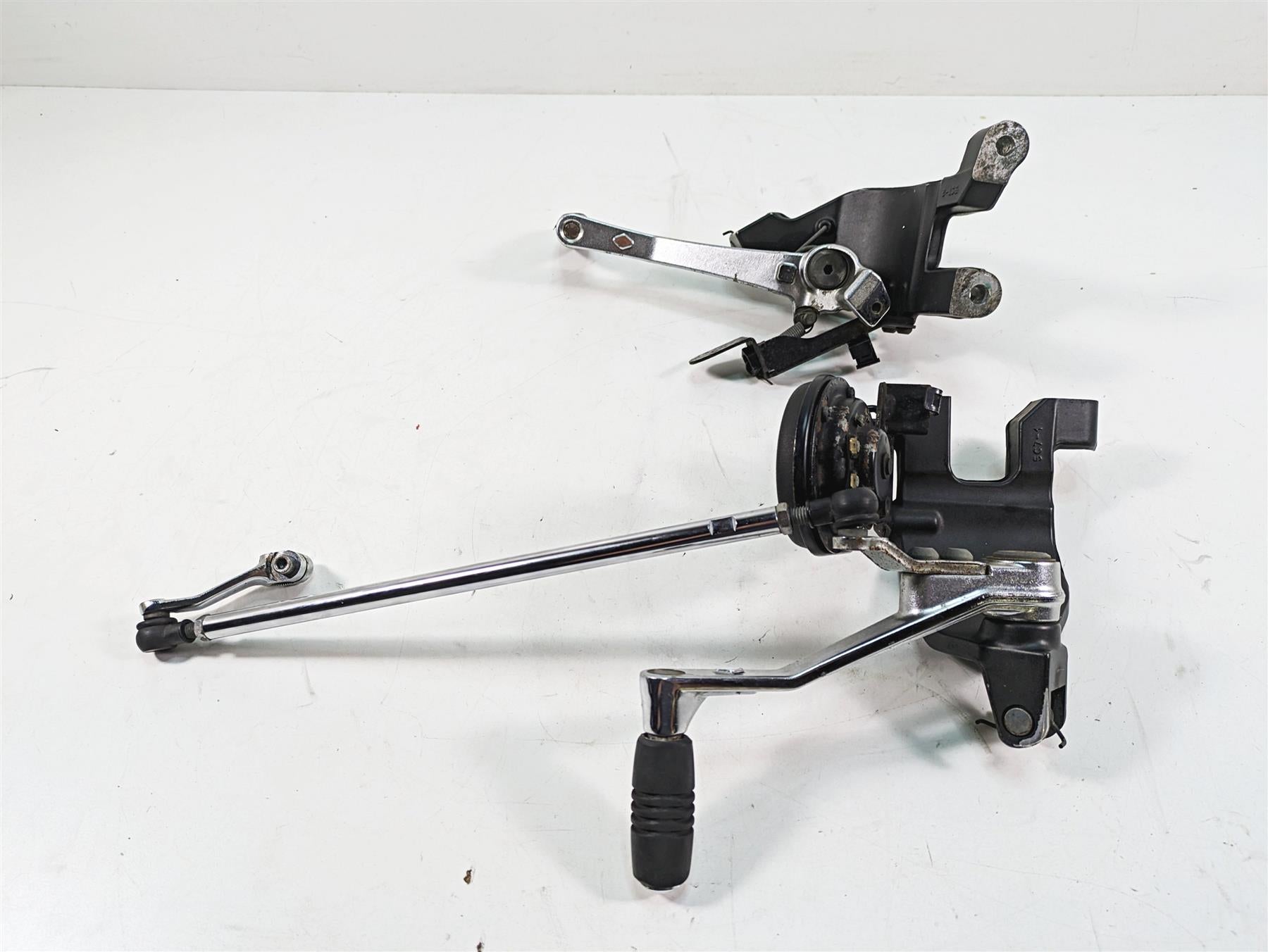 2009 Yamaha XV1900 Raider Front Left Right Footpeg Mount & Pedal Set 5C7-27420 {{ shop.shopifyCountryName }} - Mototech271