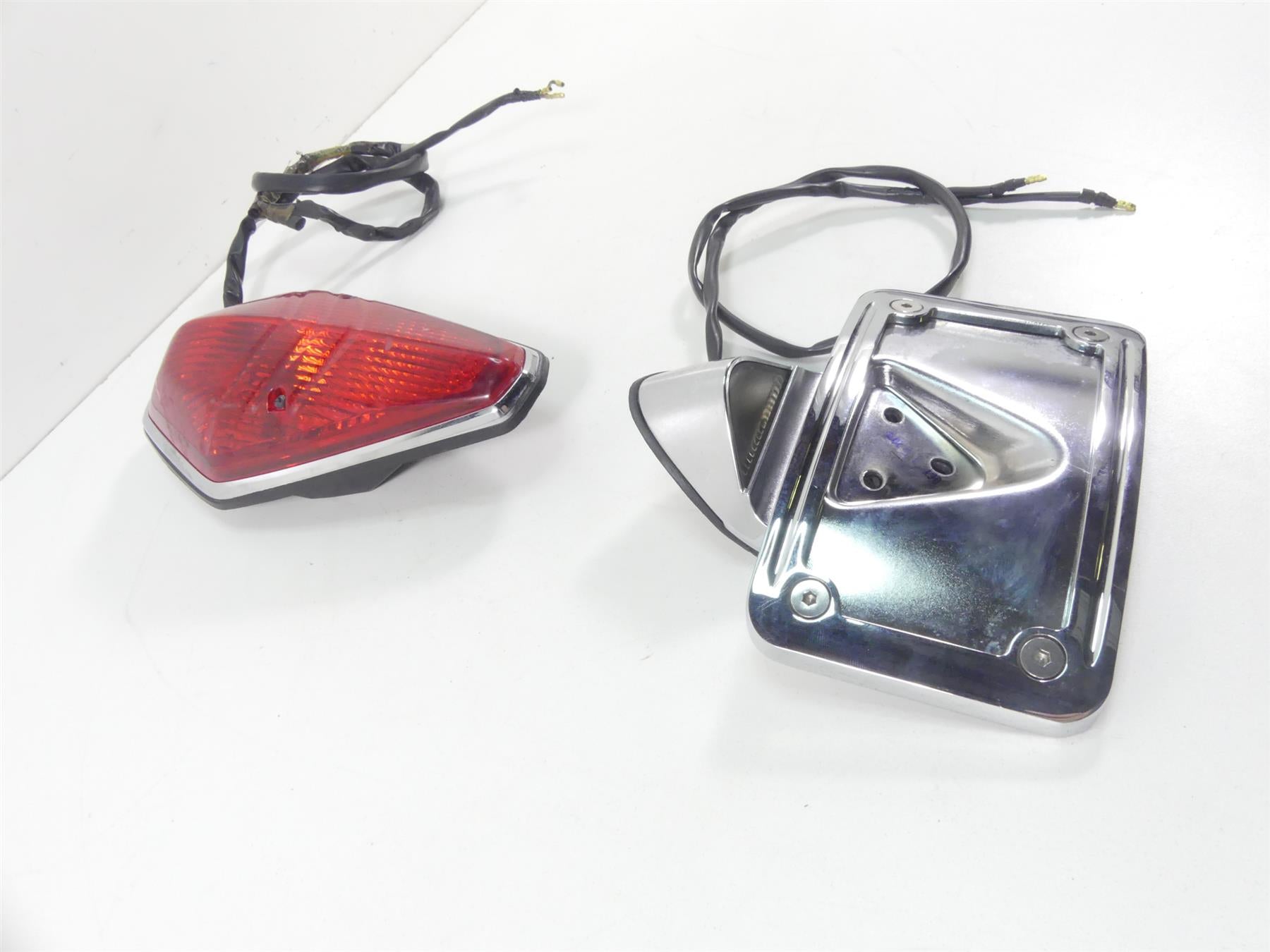 2007 Honda VTX1800 T1 Taillight Tail Rear Light Plate Holder Set 33701-MCV-672 {{ shop.shopifyCountryName }} - Mototech271