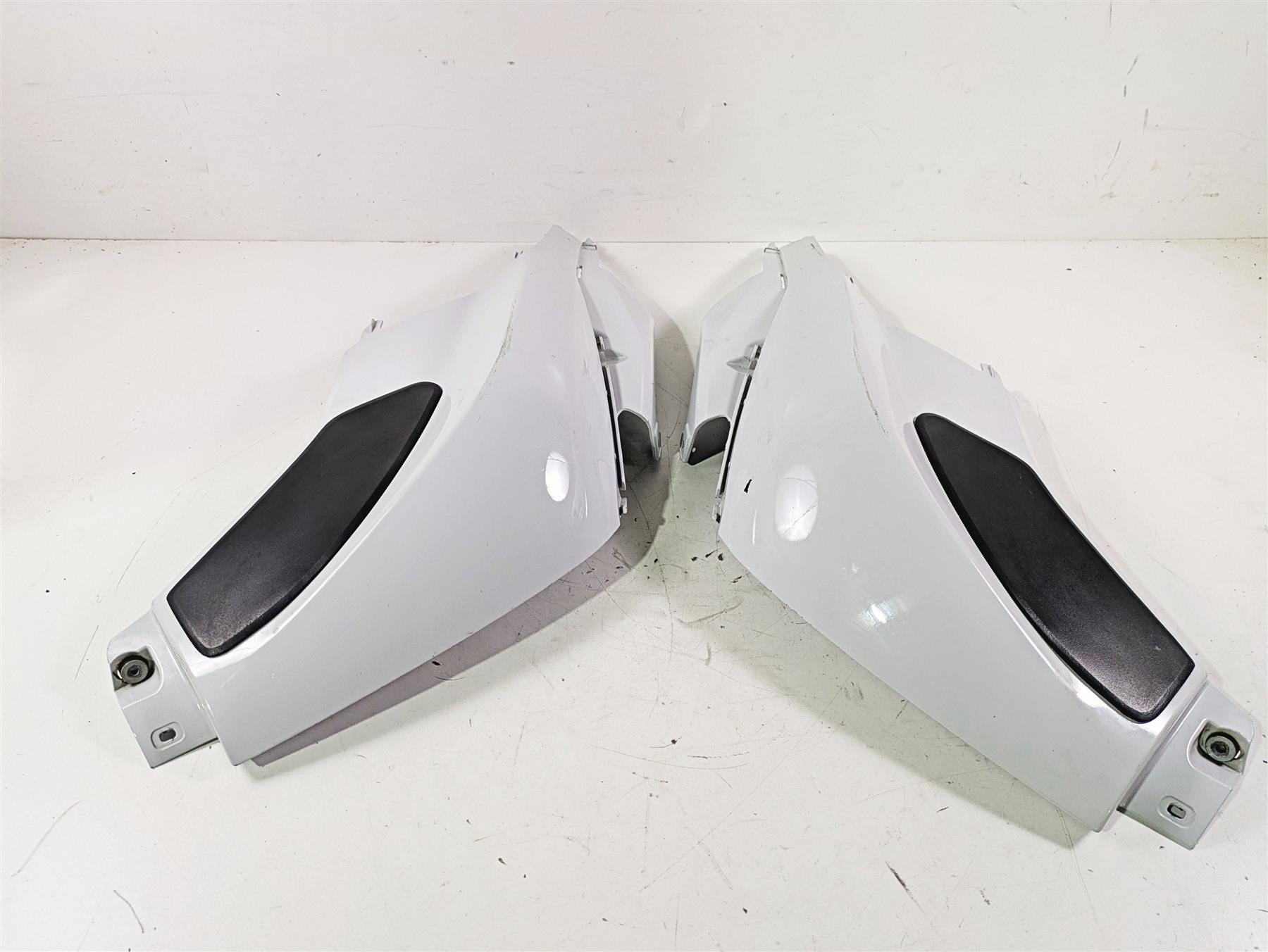 2015 BMW K1600 GT K48 Gas Tank Cover Fairing Set 48218553893 48218553894 {{ shop.shopifyCountryName }} - Mototech271