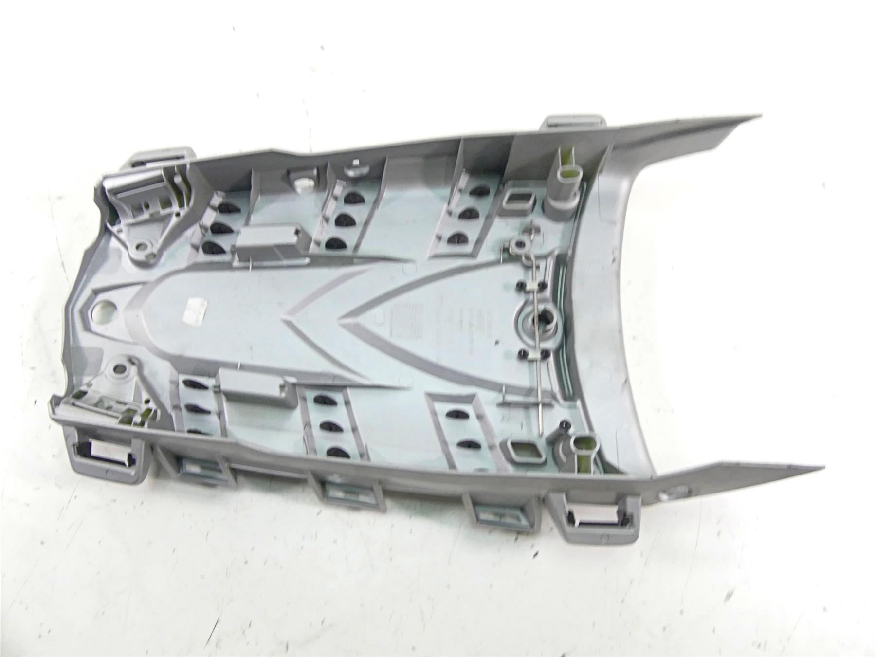 2009 BMW R1200 GS K25 Rear Luggage Rack Mount Bracket Support 46547693422 {{ shop.shopifyCountryName }} - Mototech271