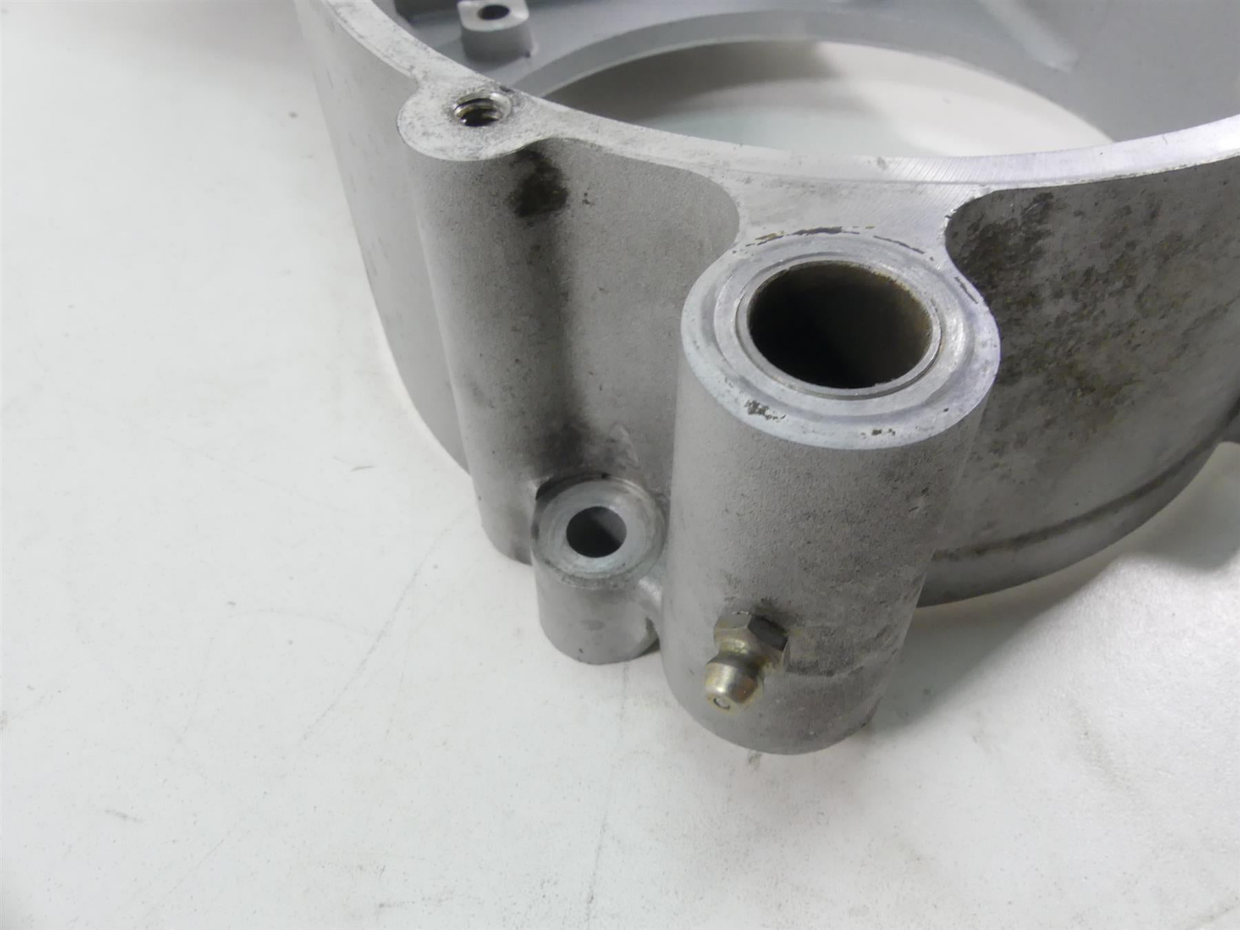 2004 Harley FLHTC SE CVO Electra Glide Inner Primary Drive Clutch Cover 60677-01 {{ shop.shopifyCountryName }} - Mototech271