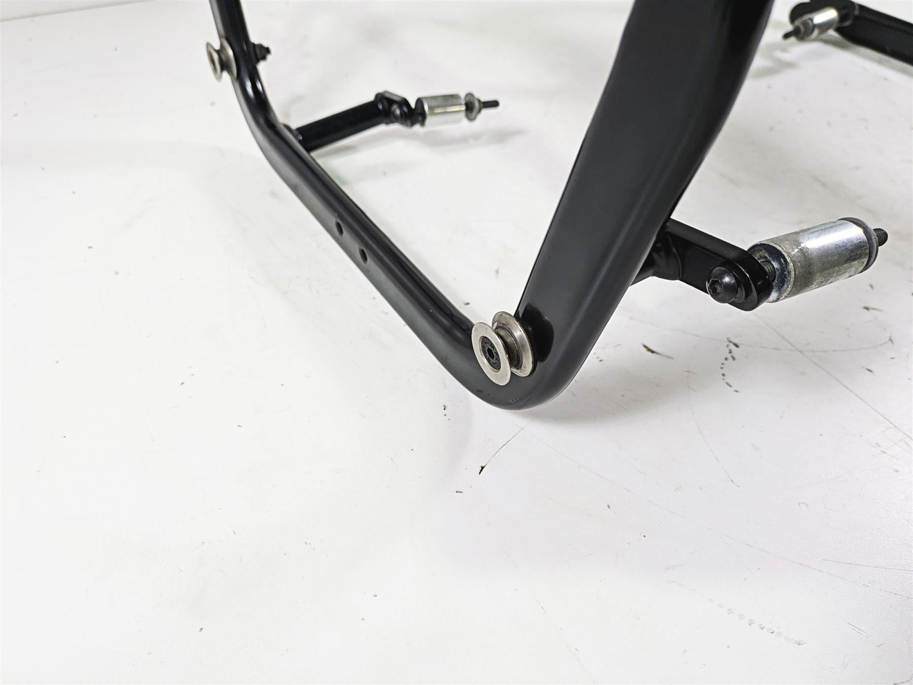 2016 Moto Guzzi Stelvio 1200 8V NTX Saddlebag Mounting Support Kit Rack 887470 {{ shop.shopifyCountryName }} - Mototech271