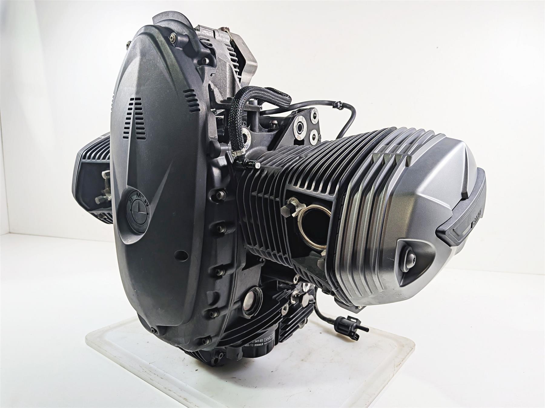 2023 BMW R nineT Scrambler K23 Running Engine Motor 8k Only - Video 11009443075 {{ shop.shopifyCountryName }} - Mototech271