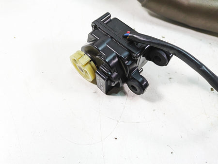 2020 Ducati Scrambler 1100 Sport Pro Exhaust Pipe Header & Actuator 57212081AA {{ shop.shopifyCountryName }} - Mototech271