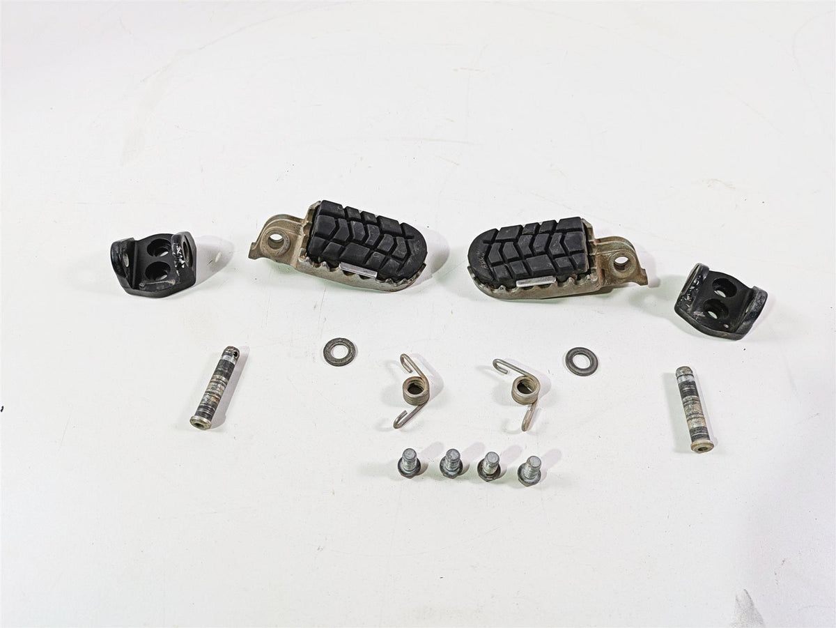 2020 KTM 1290 Super Adventure R Rider Footpeg Set & Clips & Bolts 60003040133 {{ shop.shopifyCountryName }} - Mototech271