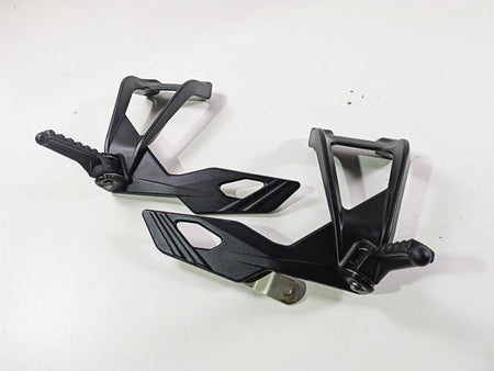 2017 KTM 1290 Super Duke GT Rear Passenger Footpeg 6140304800033S 6140304900033S {{ shop.shopifyCountryName }} - Mototech271