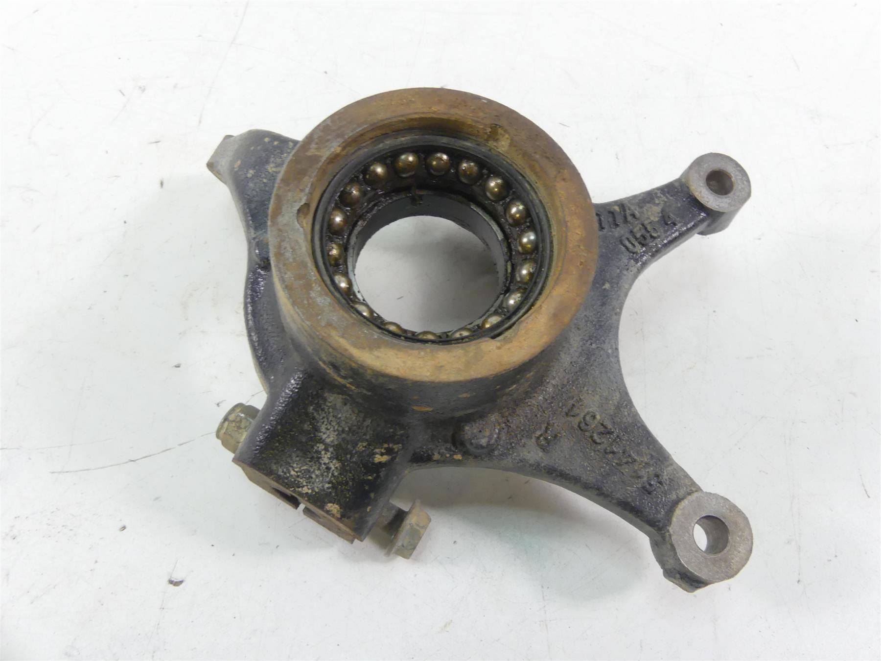 2018 Polaris RZR 1000 RS1 Front Right Wheel Spindle Knuckle 5141261 {{ shop.shopifyCountryName }} - Mototech271