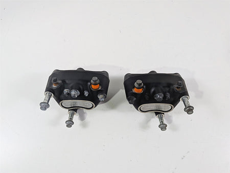 2000 Harley Touring FLHRCI Road King Front Brake Caliper Set 44023-00C 44046-00D {{ shop.shopifyCountryName }} - Mototech271