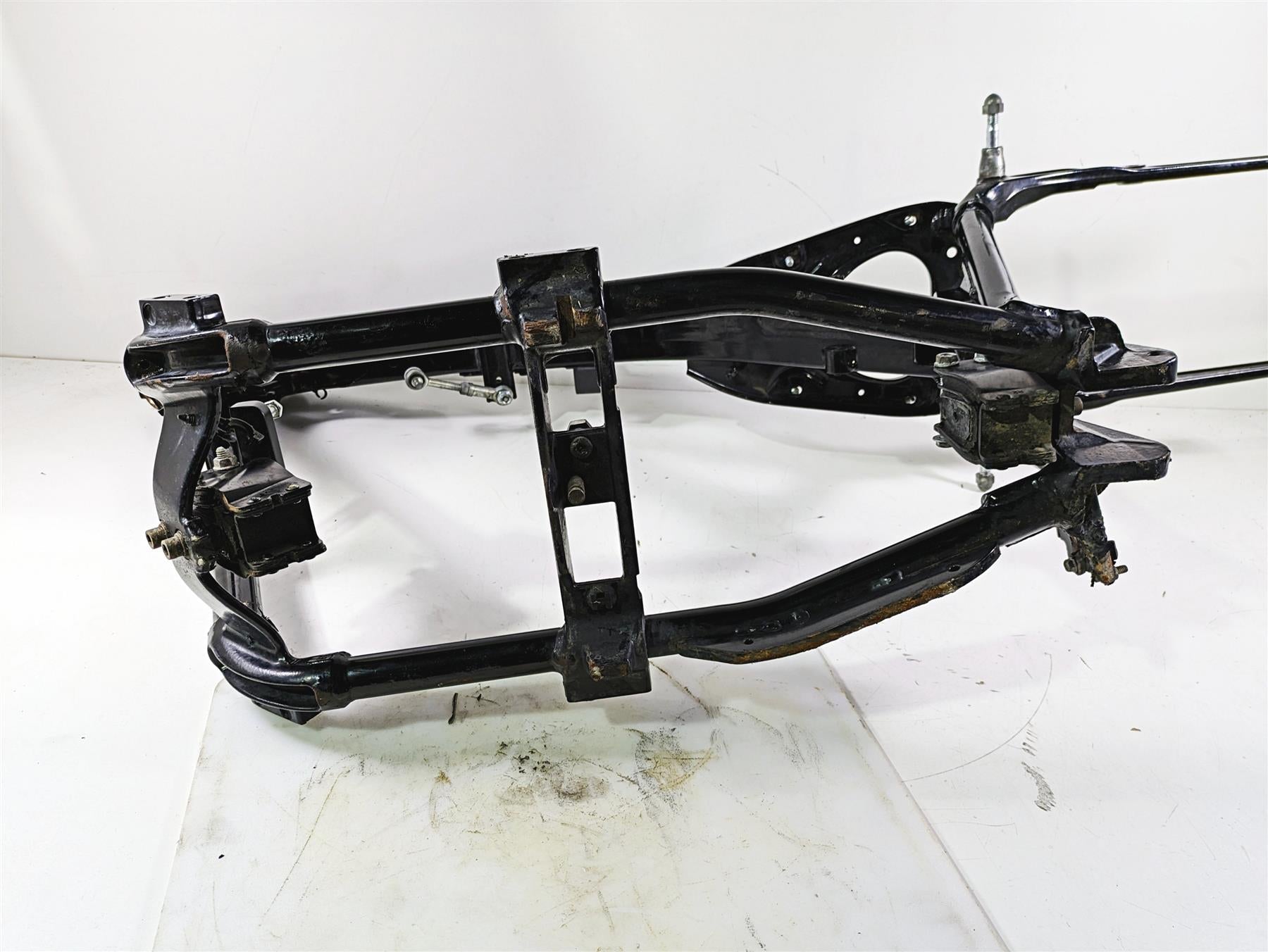 2012 Harley FLD Dyna Switchback Straight Main Frame Chassis With Clear Texas Title 47745-06B {{ shop.shopifyCountryName }} - Mototech271