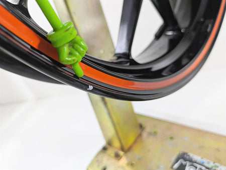 2018 KTM 1290 Super Duke R 17x3.5 Front Wheel Rim - Dent 6130900114430 {{ shop.shopifyCountryName }} - Mototech271