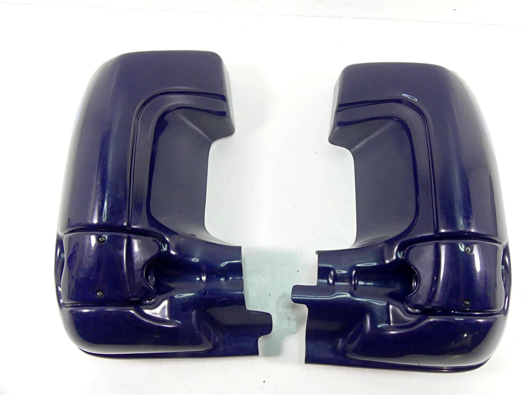 2004 Harley Touring FLHTCUI Electra Glide Lower Leg Fairing Cover Set 58836-04B