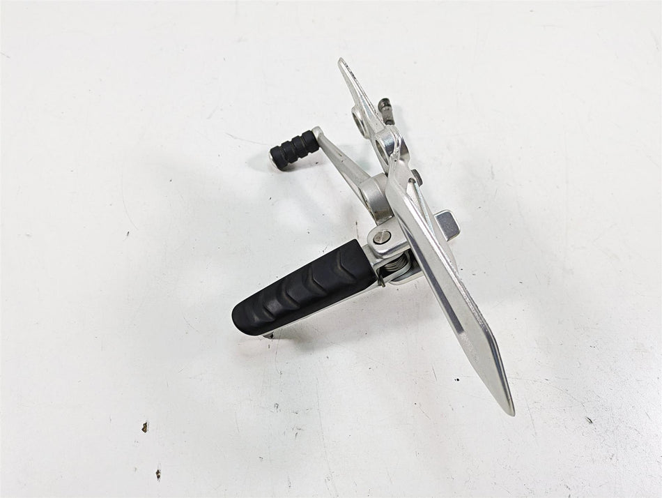 2016 BMW R1200R K53 Left Rider Footpeg & Shifter Shift Lever Set 46718540796 {{ shop.shopifyCountryName }} - Mototech271