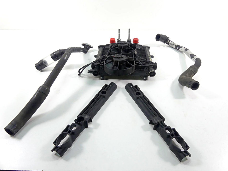 2014 Harley VRSCF Muscle V-Rod Radiator Fans Hoses Set 26721-04C 26800027 {{ shop.shopifyCountryName }} - Mototech271