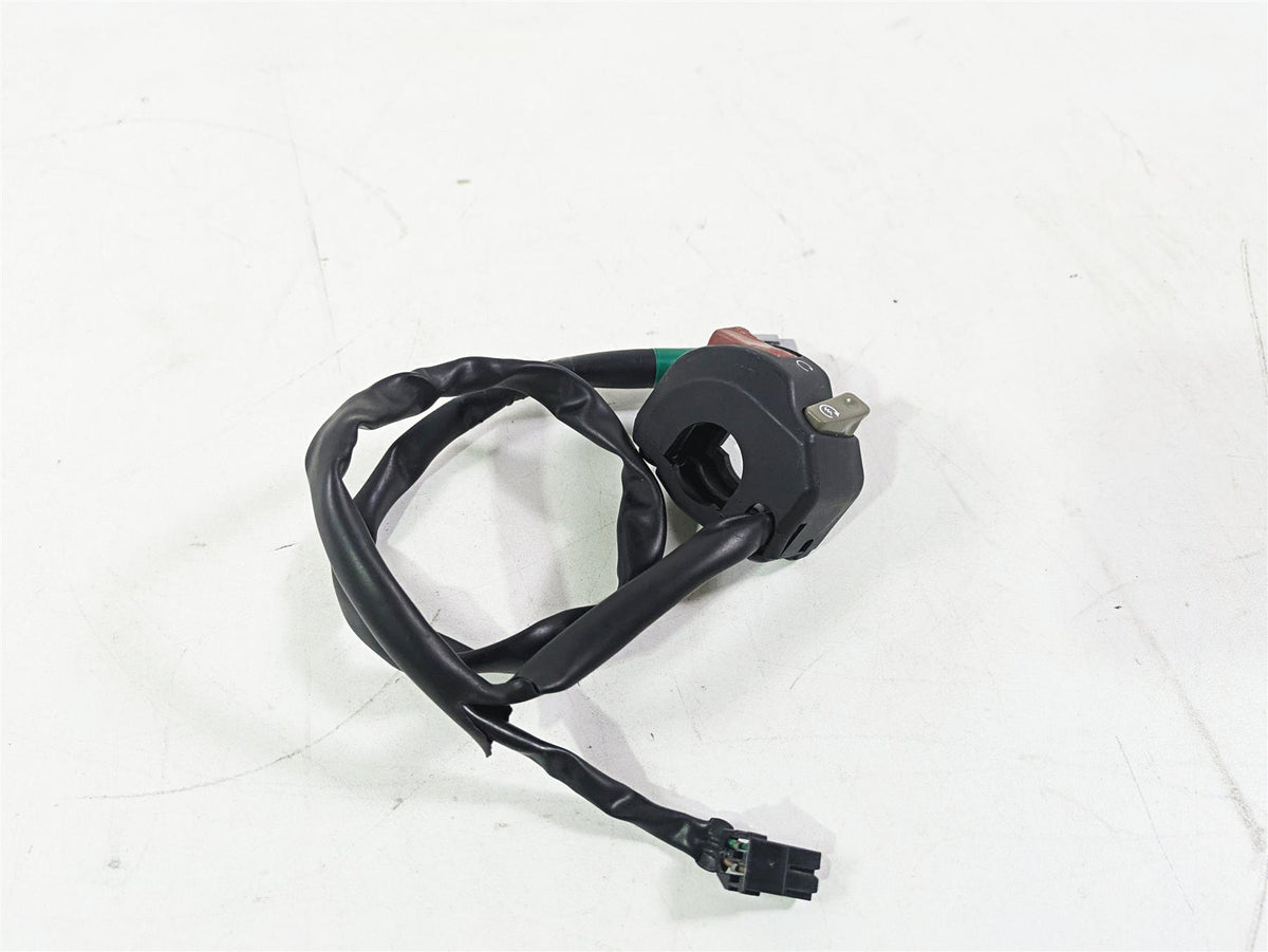 2020 Kawasaki ZX6R Ninja Right Hand Start Stop Kill Control Switch 46091-0421 {{ shop.shopifyCountryName }} - Mototech271