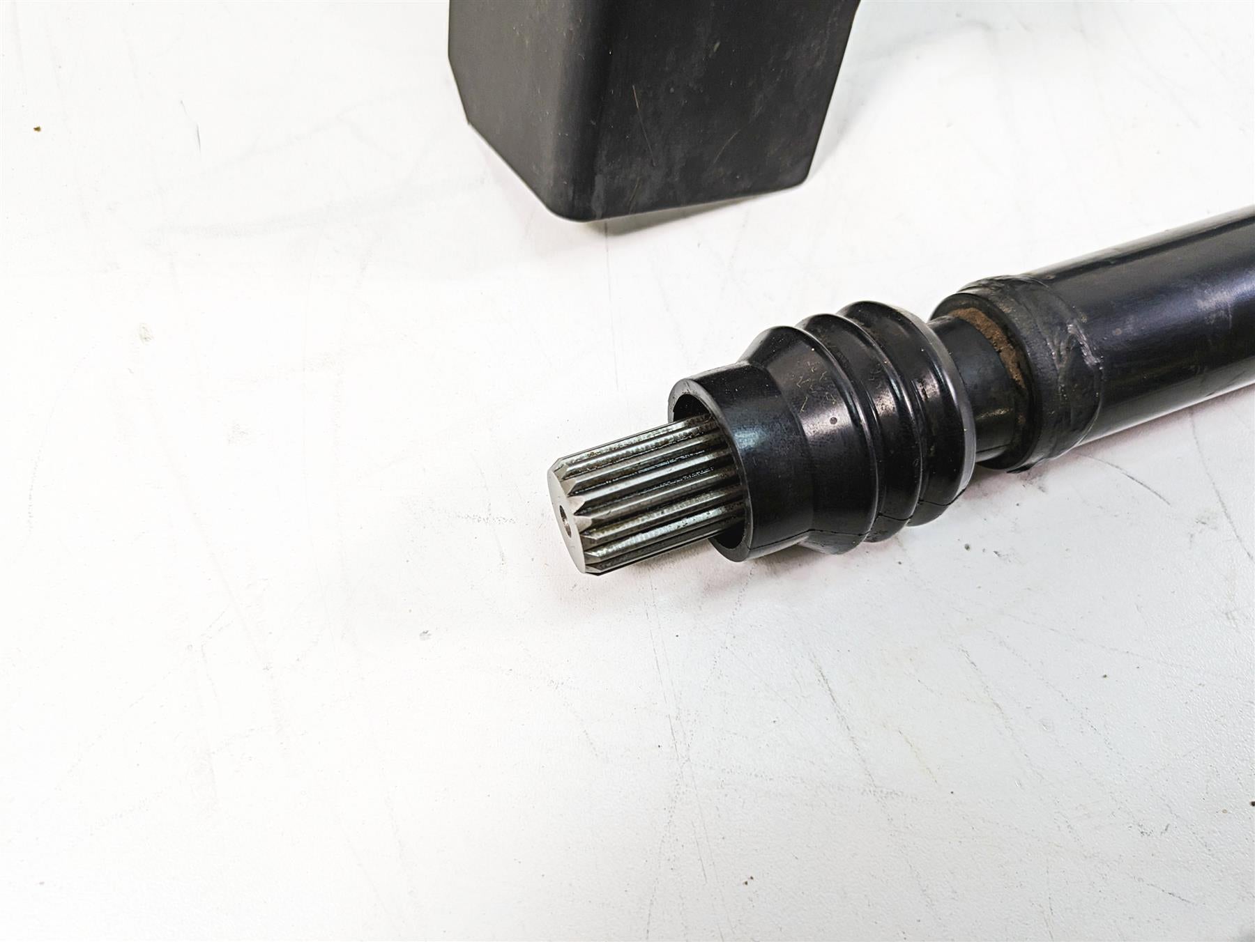 2018 Yamaha YXZ1000R EPS SS Center Prop Axle Drive Shaft Set 2HC-46172-00-00 {{ shop.shopifyCountryName }} - Mototech271
