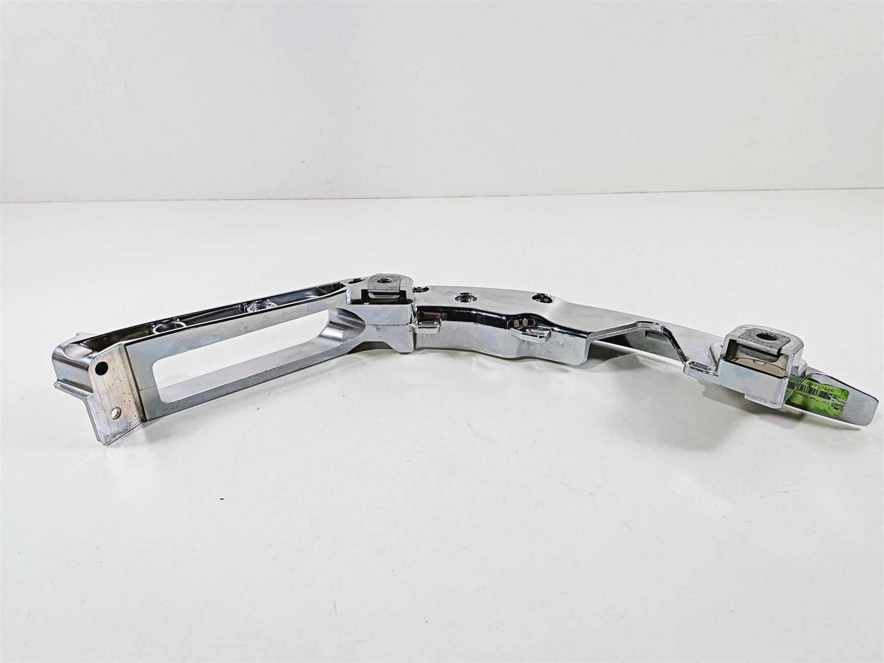 2017 Harley Touring FLHXS Street Glide Right Rear Chrome Saddlebag Support 90200502 {{ shop.shopifyCountryName }} - Mototech271