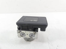 Load image into Gallery viewer, 2017 BMW R1200GS GSW K50 Abs Brake Pressure Pump Module Unit 34518566956 8566955
