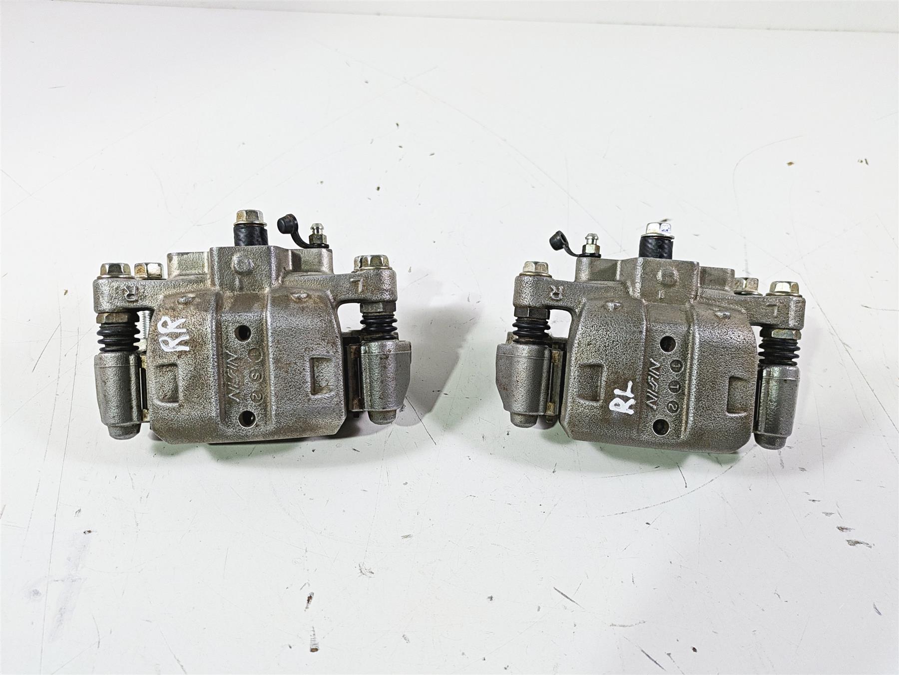 2022 Yamaha YXZ1000 R Rear Brake Caliper Set B5H-2580V-01-00 B5H-2580W-01-00 {{ shop.shopifyCountryName }} - Mototech271