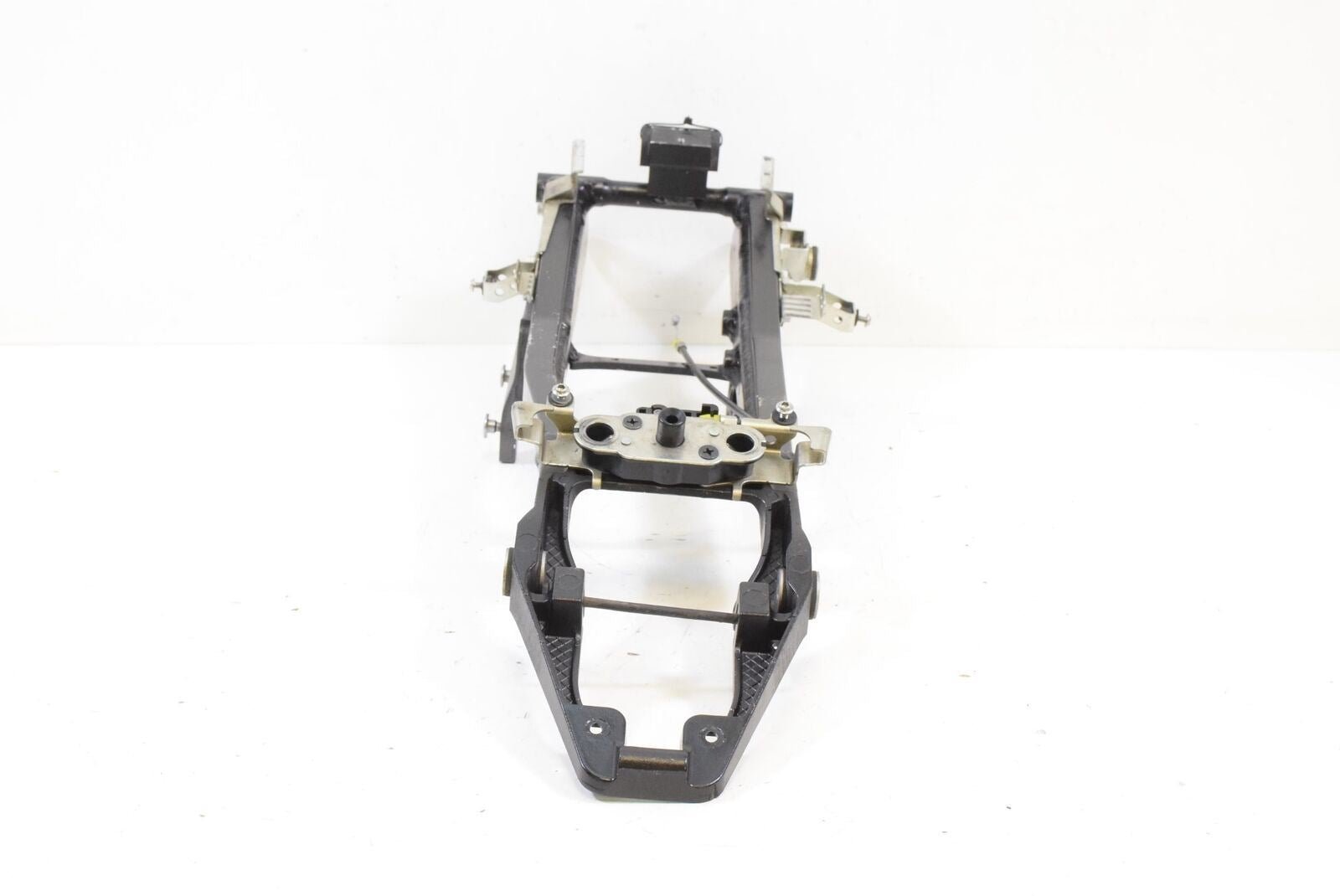 2007 Kawasaki ZX6R ZX636 ZX6 Ninja Straight Sub Frame Subframe 32160-0258 {{ shop.shopifyCountryName }} - Mototech271