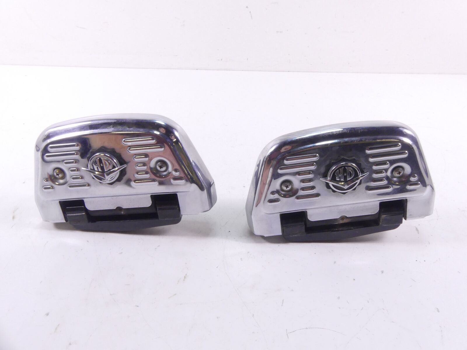 2009 Harley Touring FLHRC Road King Rear Passenger Floor Board Set 52719-93B {{ shop.shopifyCountryName }} - Mototech271