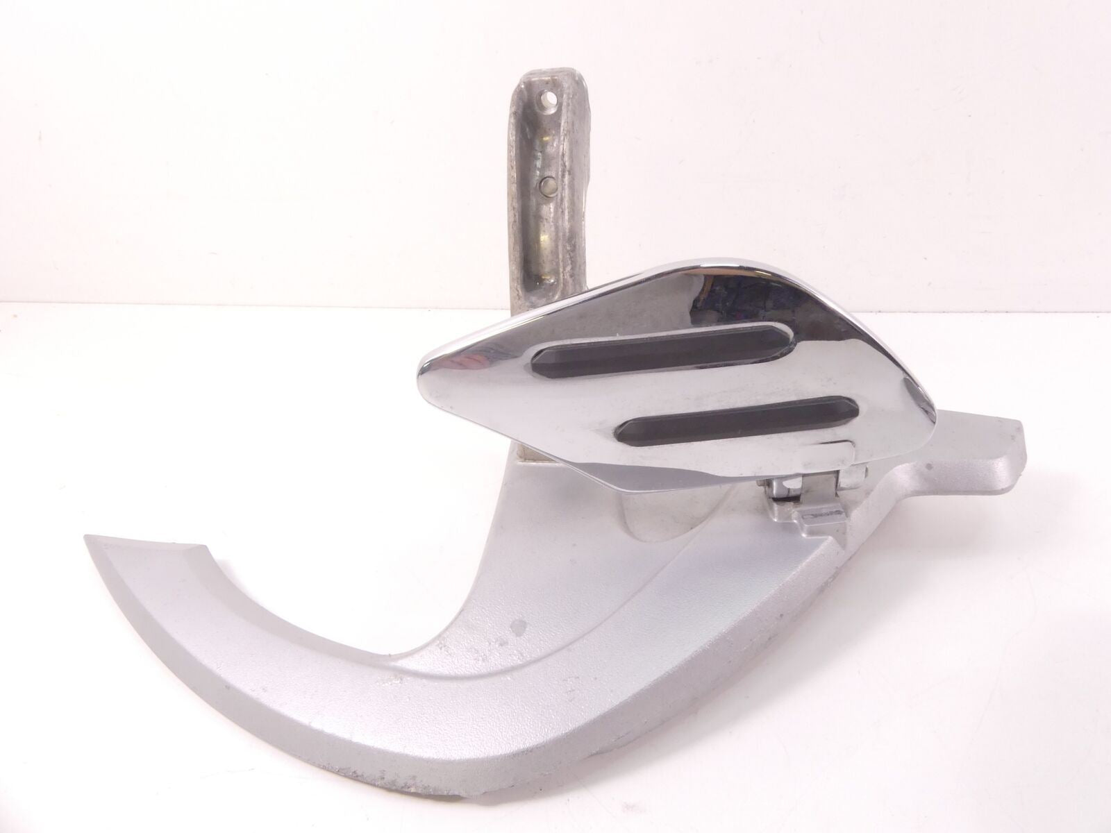 2009 Victory Vision Tour Right Rear Passenger Floor Foot Board & Mount 5135906 {{ shop.shopifyCountryName }} - Mototech271