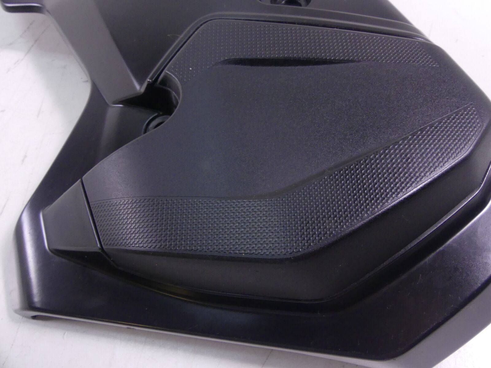 2018 BMW K1600 Bagger Left Transmission Reverser Cover 46638560708 {{ shop.shopifyCountryName }} - Mototech271