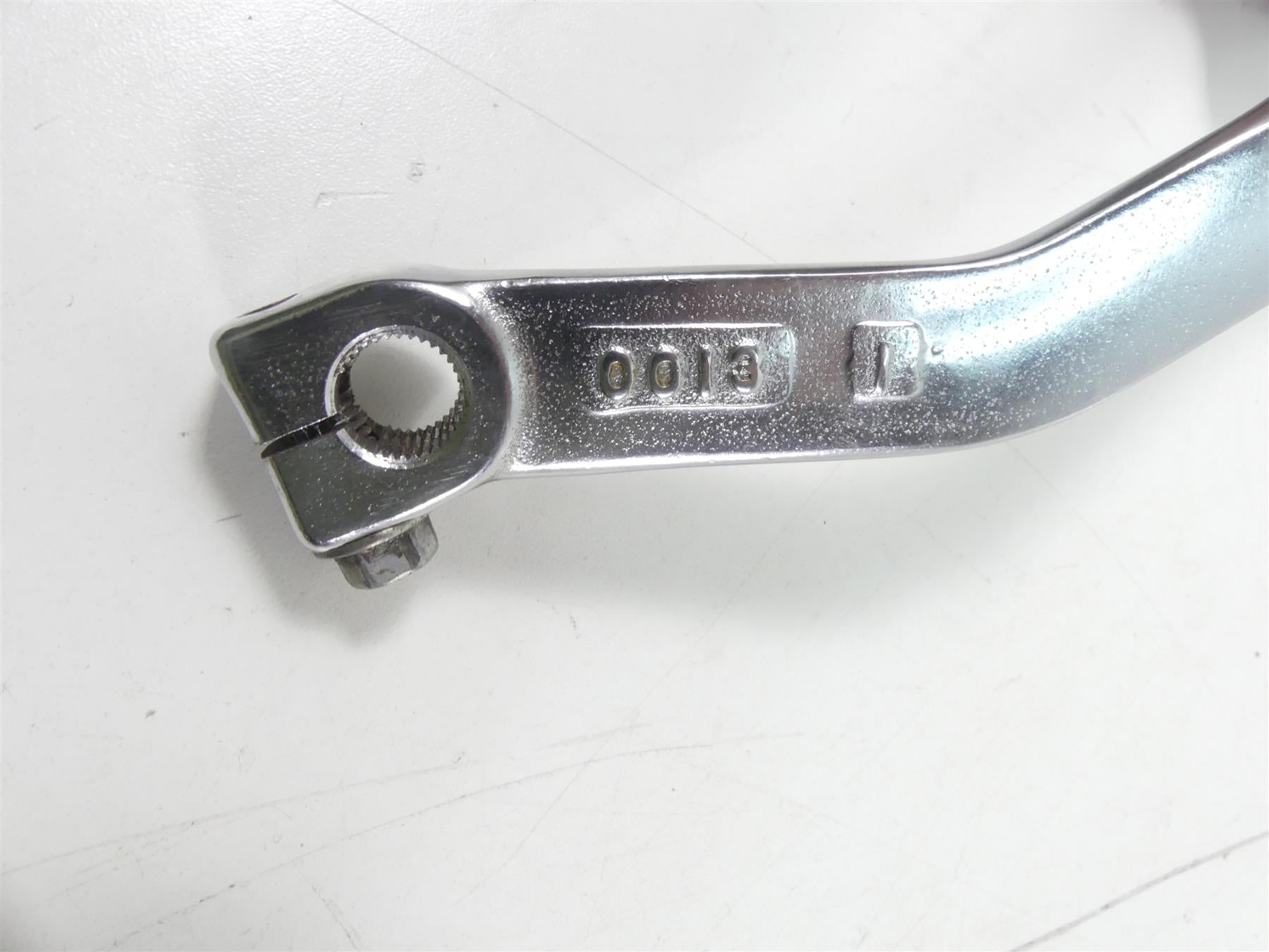 2004 Kawasaki VN1600 Meanstreak Front Left Footpeg & Shifter Set 34003-0036 {{ shop.shopifyCountryName }} - Mototech271