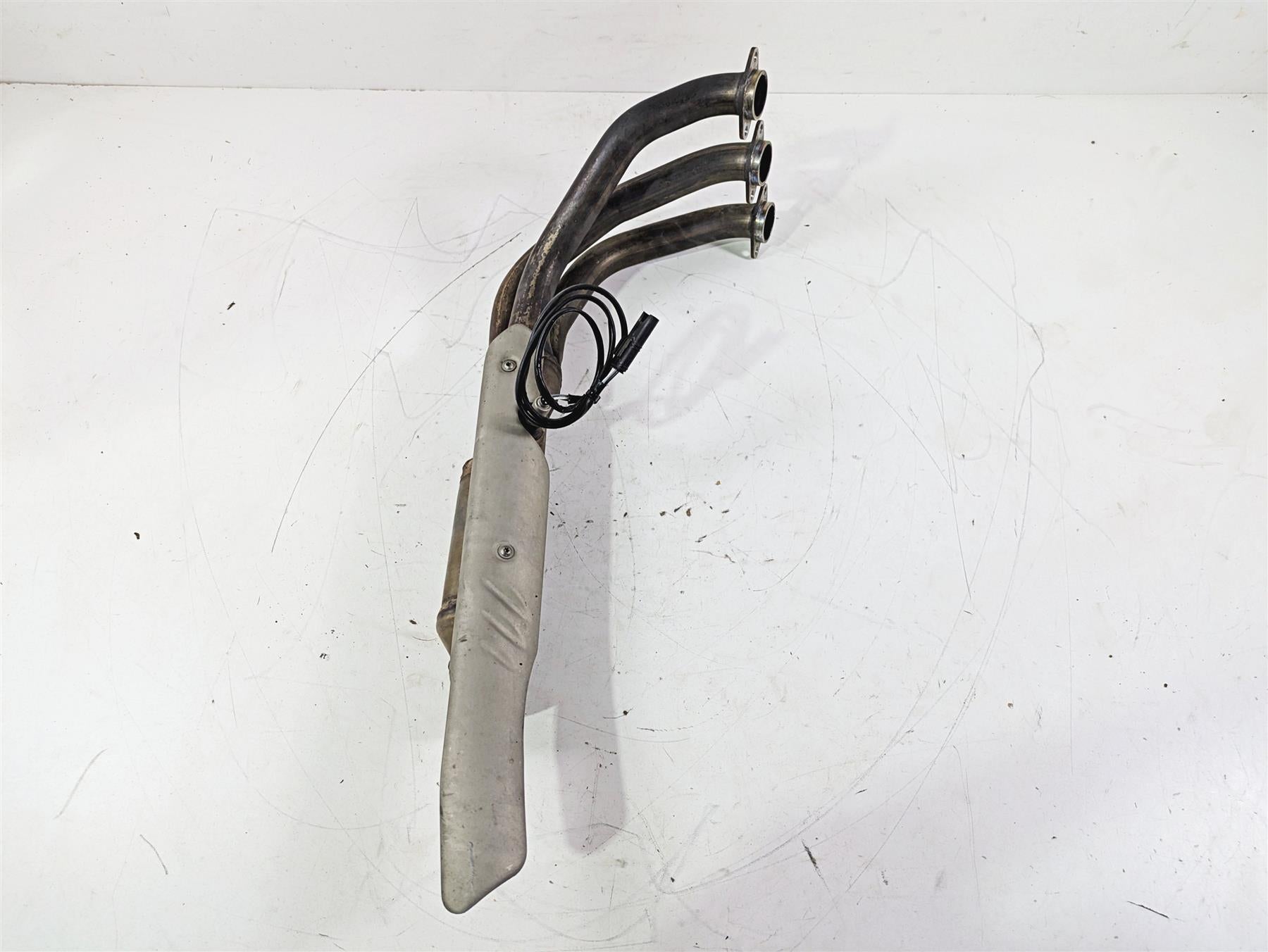 2015 BMW K1600 GT K48 Left Exhaust Header Manifold 18117708296 {{ shop.shopifyCountryName }} - Mototech271