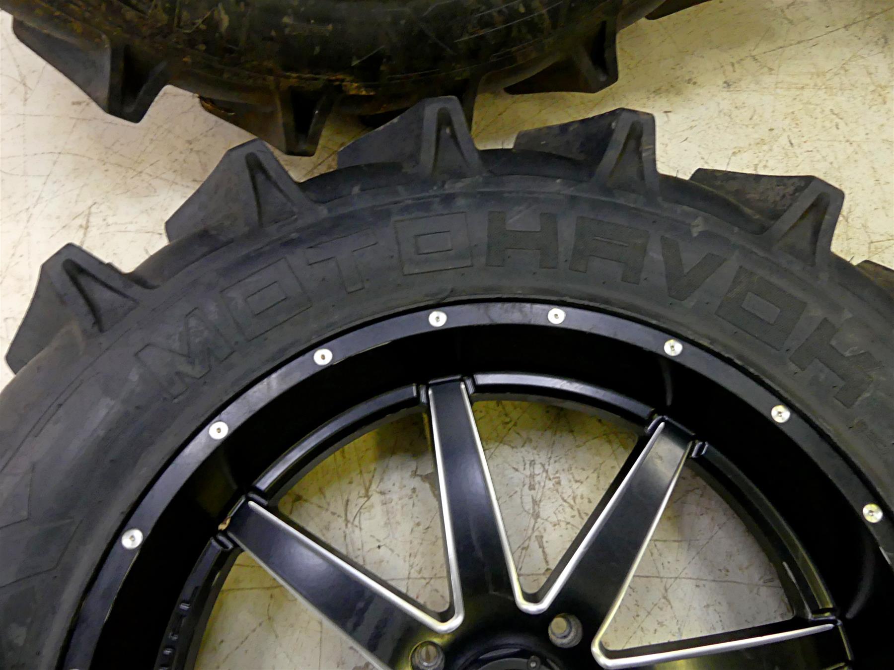 2016 Polaris RZR XP 1000 EPS Motohavok 42-8.5-24 Tires Maverick Wheels MK428524 {{ shop.shopifyCountryName }} - Mototech271