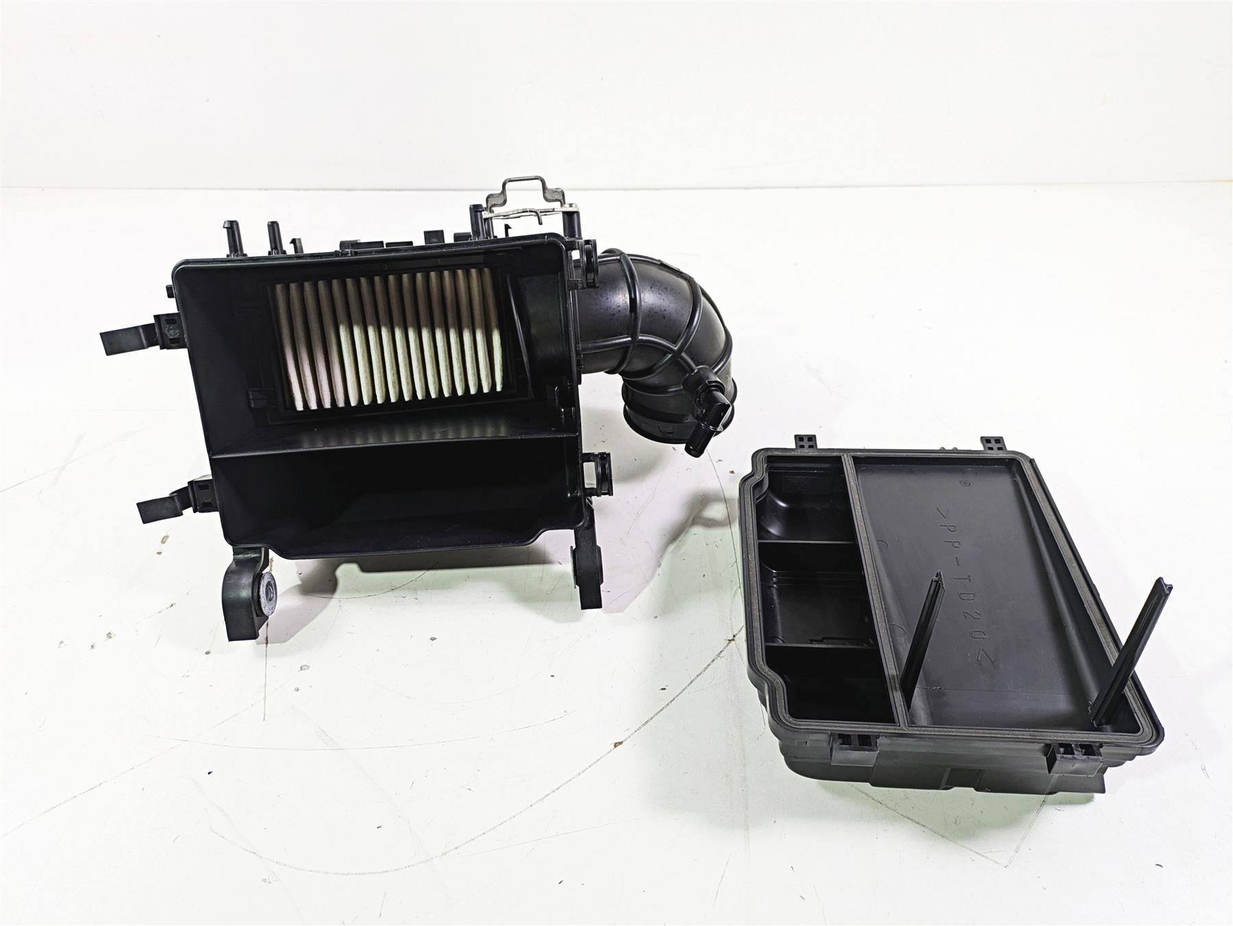 2020 Yamaha Waverunner VX1050 Deluxe Air Filter Box Cleaner Set 6EY-14410-01-00 {{ shop.shopifyCountryName }} - Mototech271