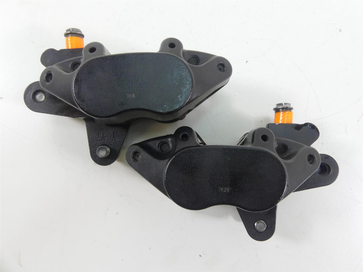 2018 Harley Softail FXFB Fat Bob Front Brake Caliper Set 41300095 41300205 {{ shop.shopifyCountryName }} - Mototech271