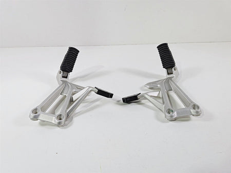 2023 BMW F850GS K81 Rear Passenger Foot Peg Rest Set 46718564829 46718564830 {{ shop.shopifyCountryName }} - Mototech271