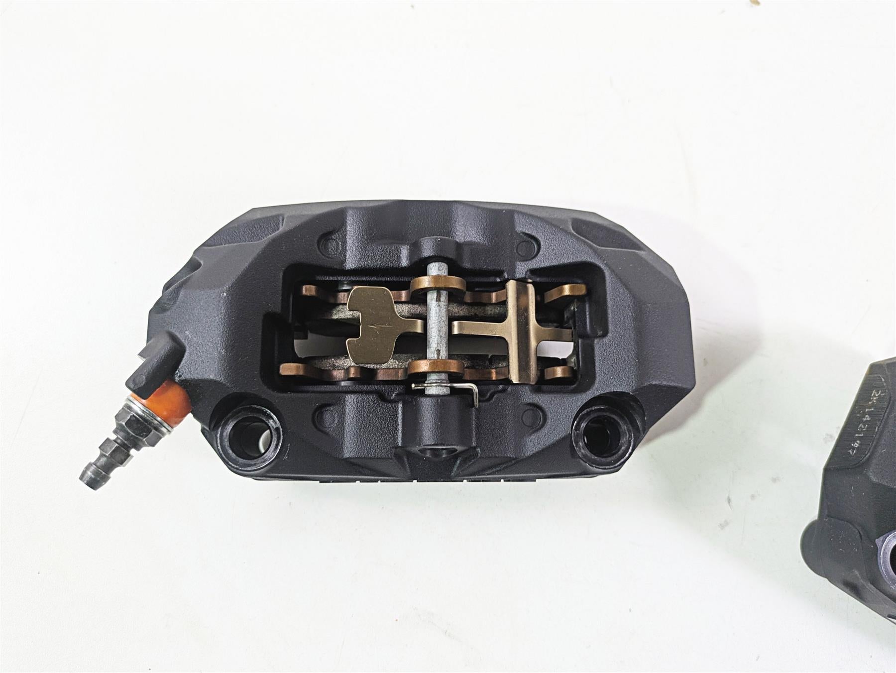 2024 Triumph Street Triple 765 R Front Brembo Brake Caliper Set 100mm T2022510 {{ shop.shopifyCountryName }} - Mototech271
