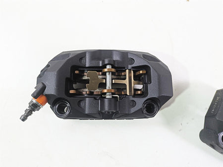 2024 Triumph Street Triple 765 R Front Brembo Brake Caliper Set 100mm T2022510 {{ shop.shopifyCountryName }} - Mototech271