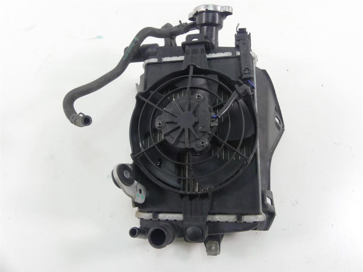 2019 BMW R1250GS K50 Right Radiator Fan Cover Hoses Reservoir Set 17118546416 {{ shop.shopifyCountryName }} - Mototech271
