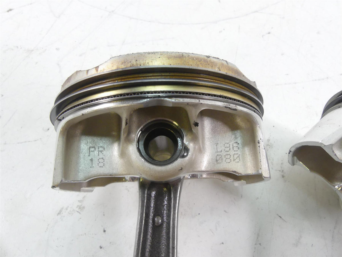 2018 Mv Agusta F3 800 RC Oem Piston & Connecting Rod Set 8000C5070 8000B1994 {{ shop.shopifyCountryName }} - Mototech271