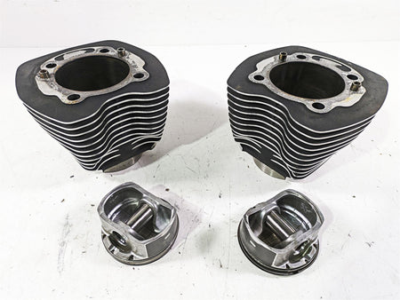 2015 Harley Touring FLHXS Street Glide Cylinder Jug & Piston Set -Read 16547-99A {{ shop.shopifyCountryName }} - Mototech271