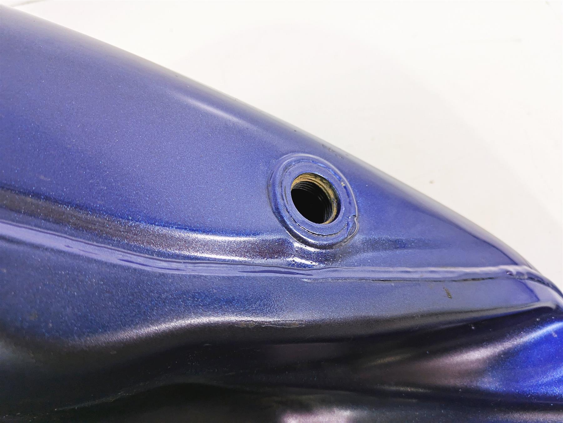 2016 Harley Touring FLTRX Road Glide Fuel Petrol Gas Tank 61356-08 {{ shop.shopifyCountryName }} - Mototech271