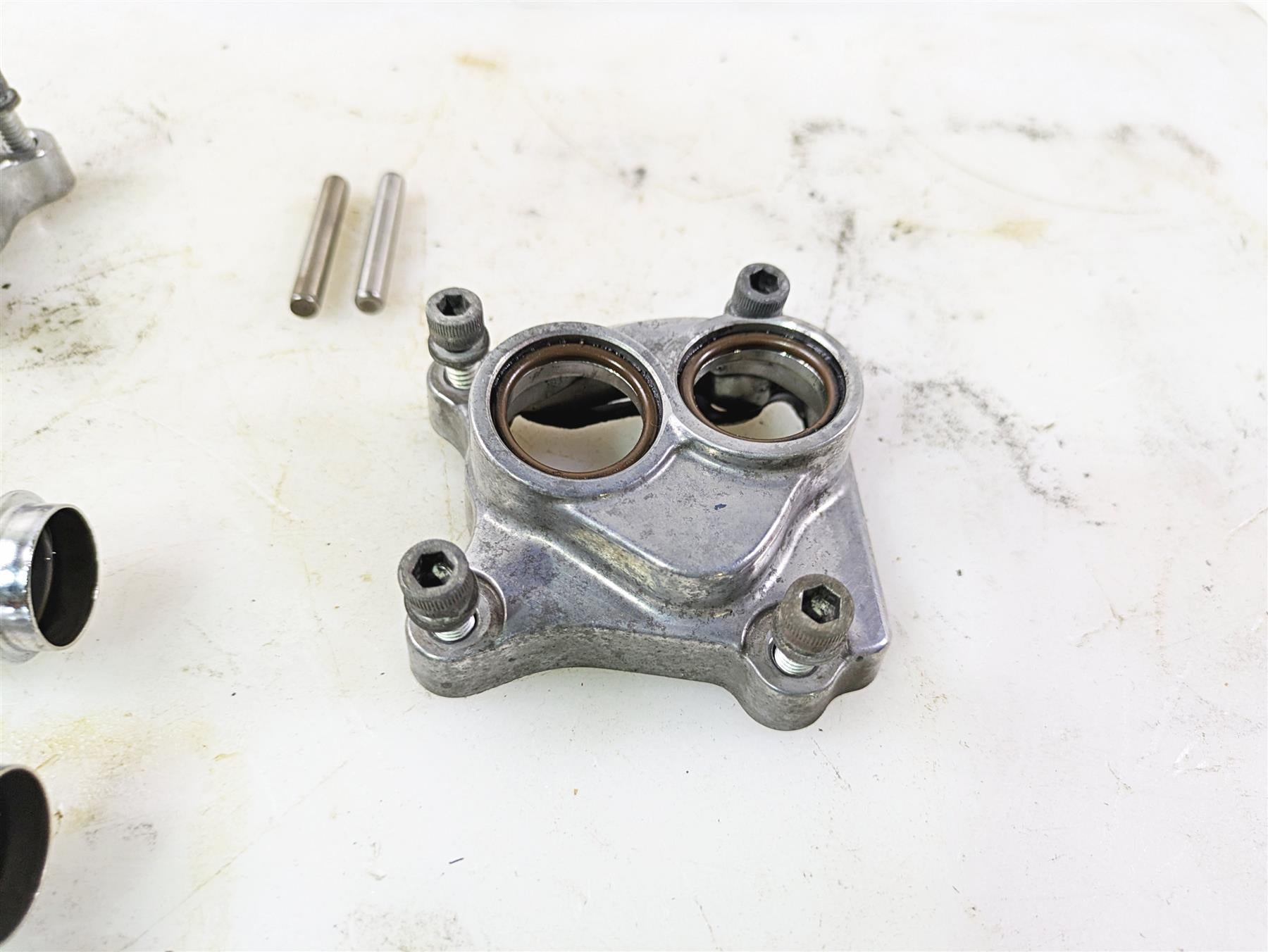2015 Harley FXDF Dyna Fat Bob Push Rod & Lifter Cover Set 17965-99 17967-99 {{ shop.shopifyCountryName }} - Mototech271